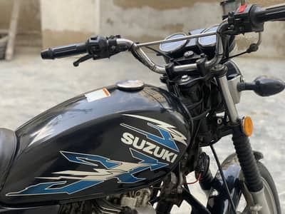 SUZUKI GS 150 SPECIAL EDITION