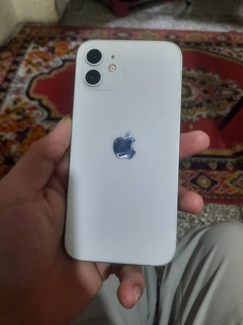 Apple iPhone 12 0