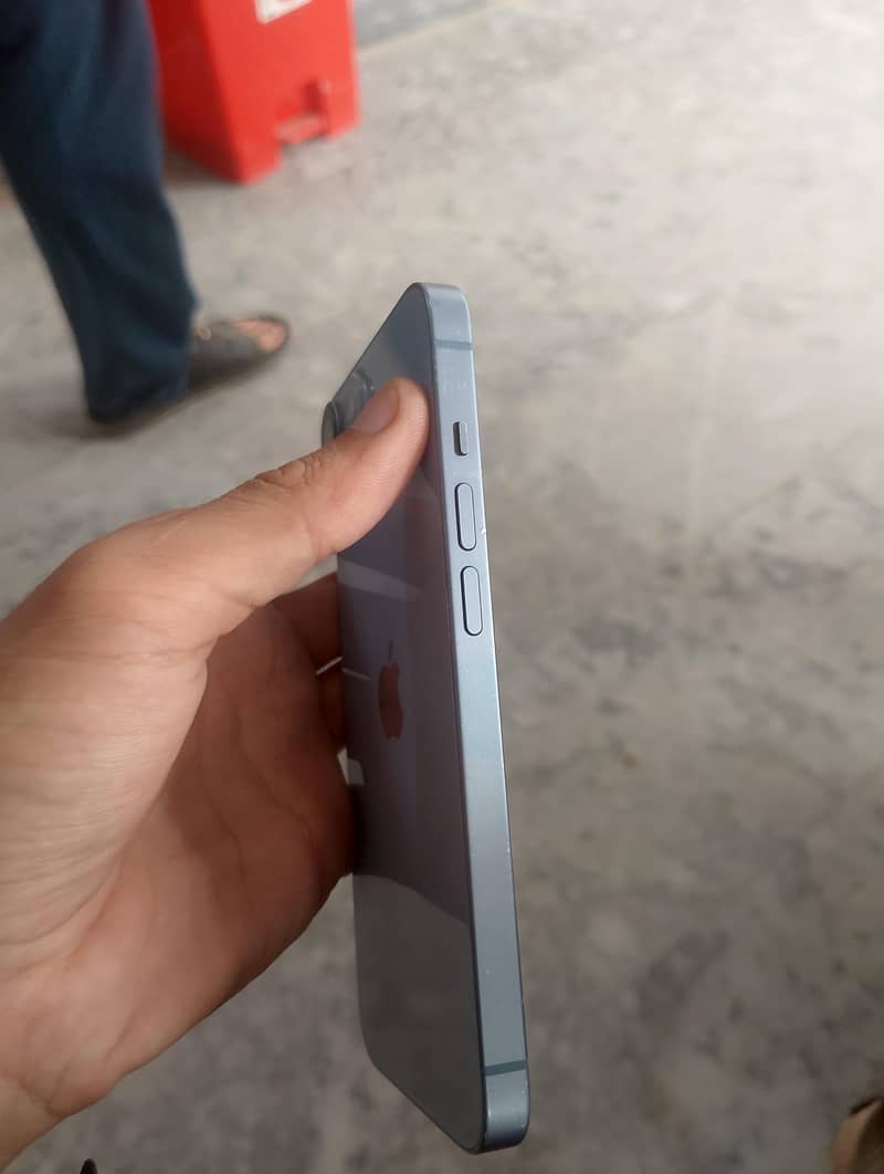 Apple iPhone 14 0
