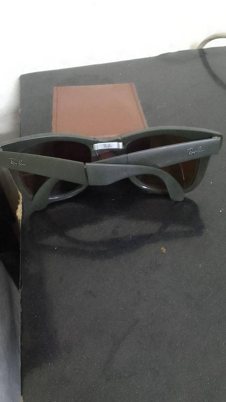 ray ban 2