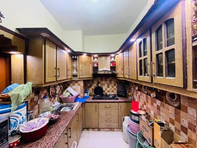 Spacious 5-Room Flat for Sale -3 Bedrooms 1 Darwing room 1 Living Room