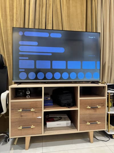 Brand New Modern TV Console / Media Cabinet