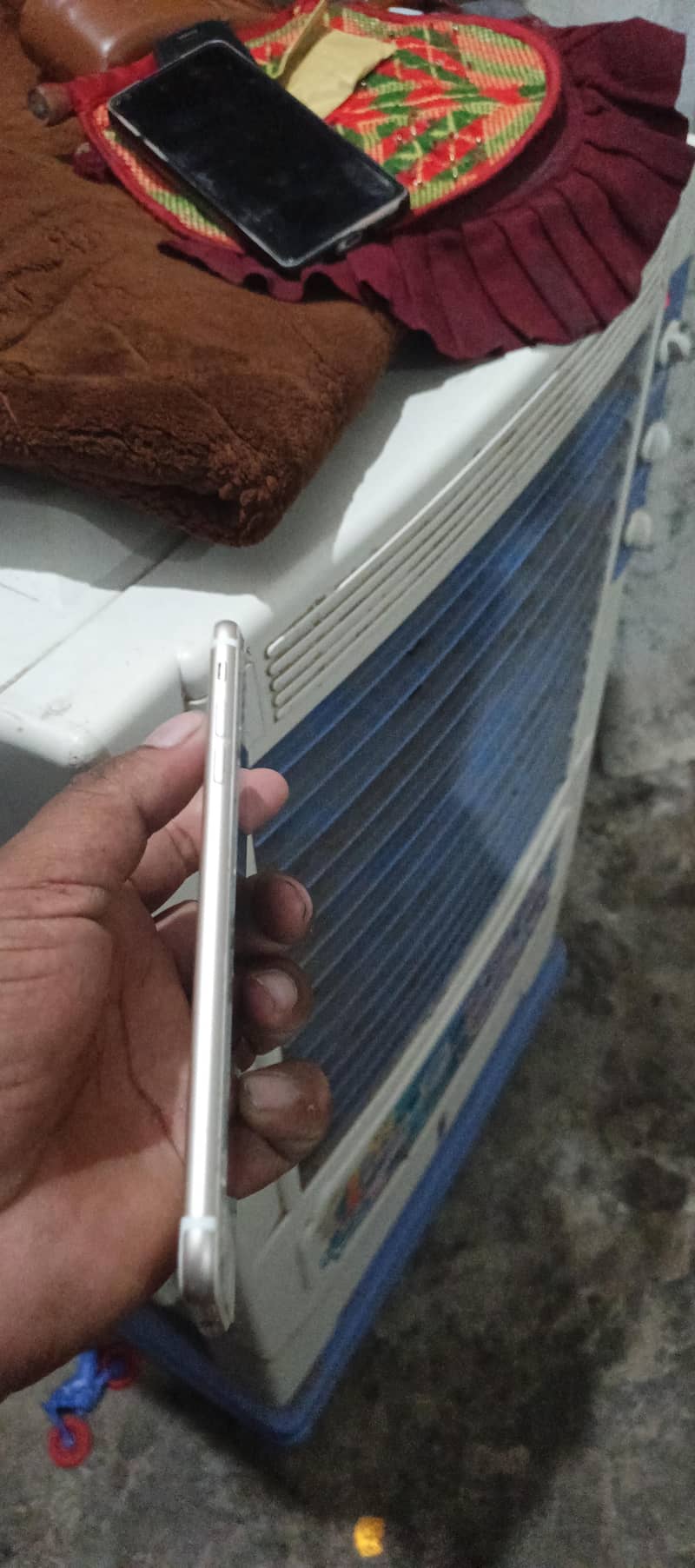 Apple iPhone 7 Plus 2