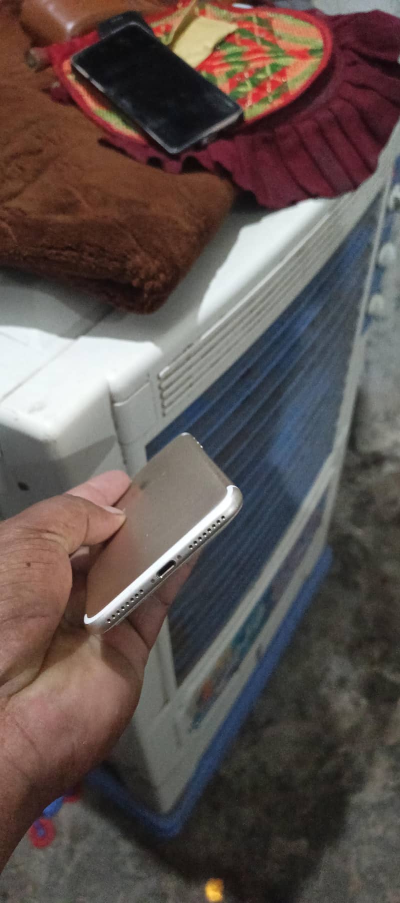 Apple iPhone 7 Plus 3