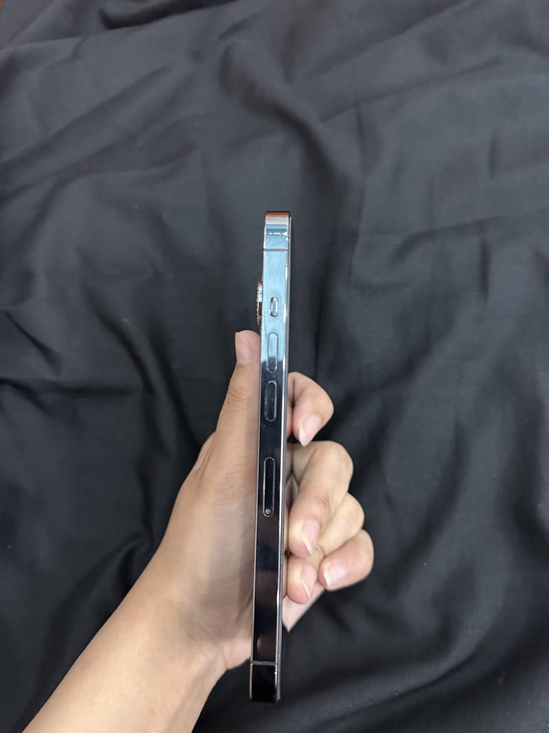 Apple iPhone 13 Pro 7