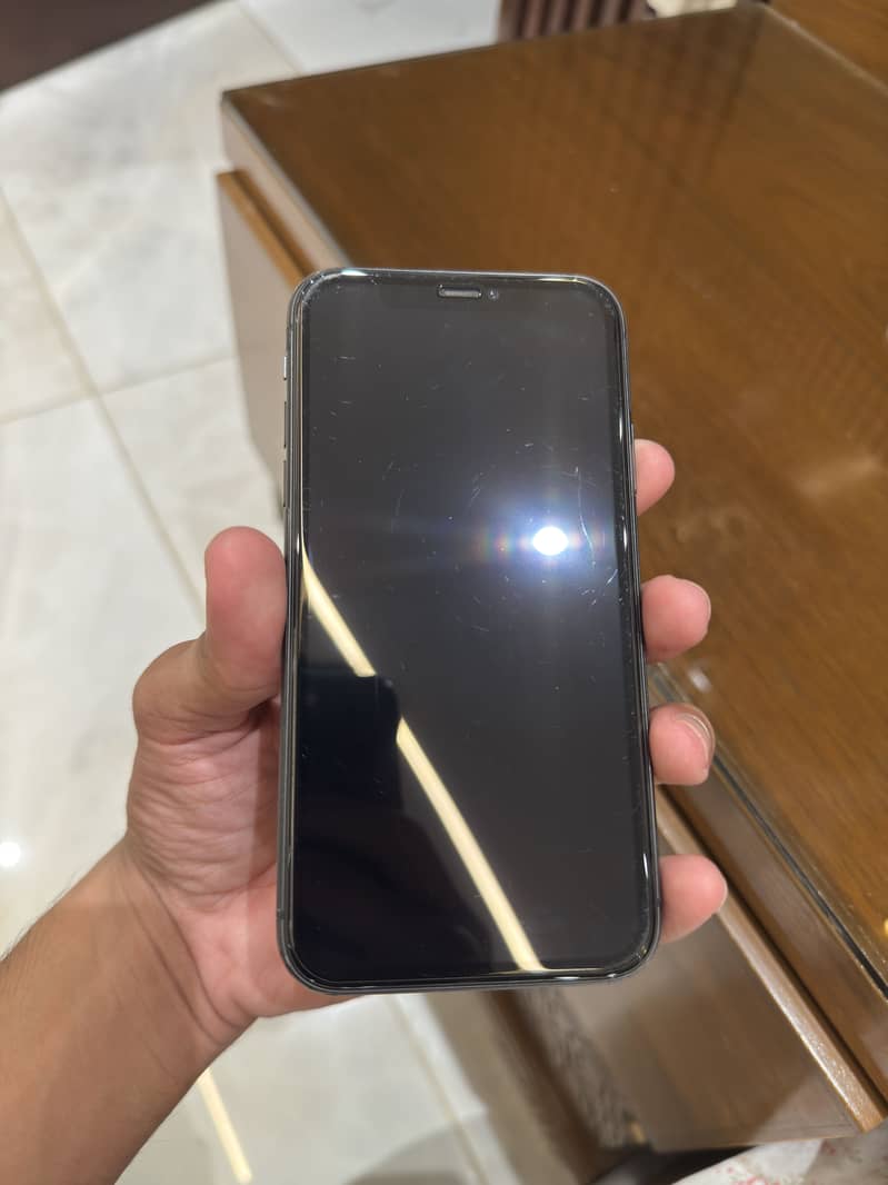 Apple iPhone 11 5
