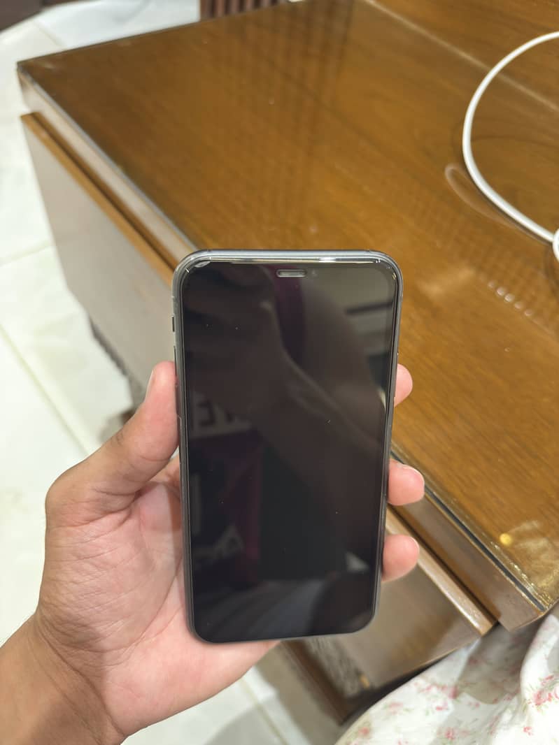 Apple iPhone 11 9