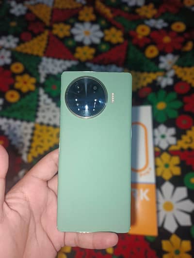 Tecno Spark 20 Pro Plus
