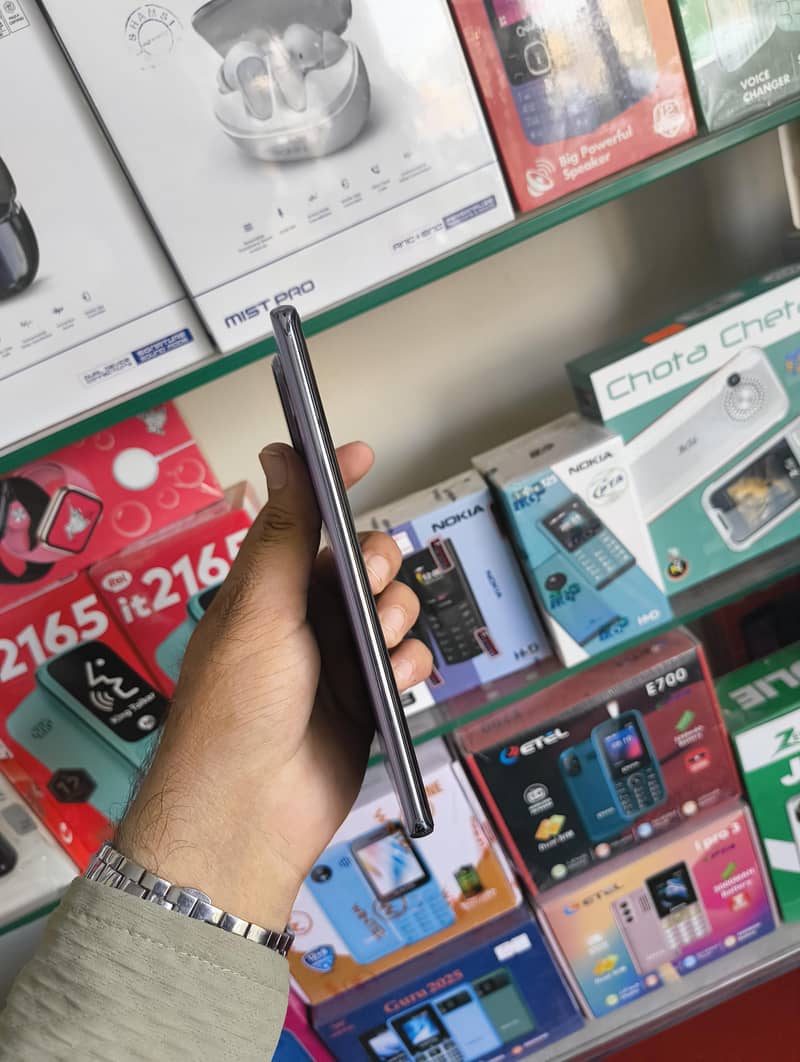 Tecno CAMON 30S 2