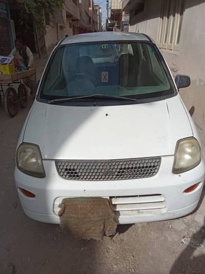 Mitsubishi Minica 2005
