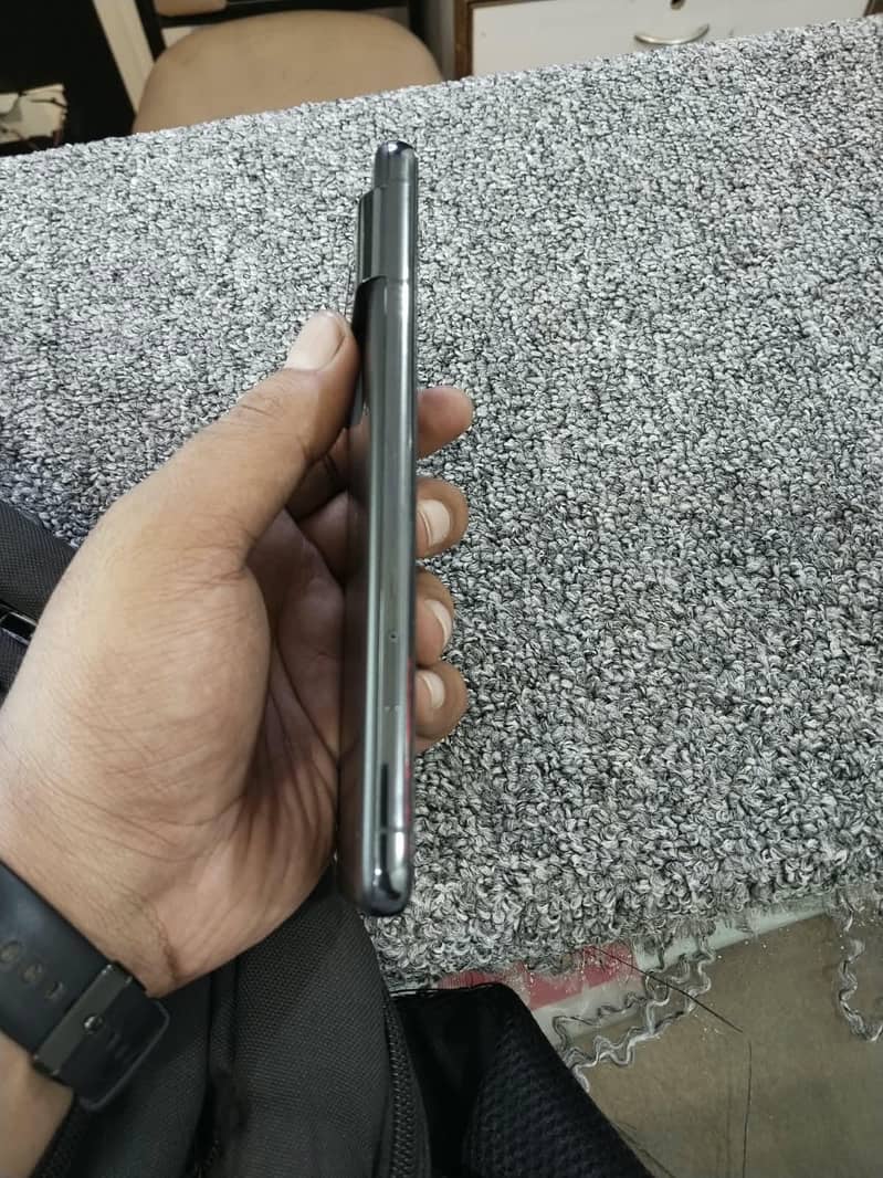 Google Pixel 8 Pro 4