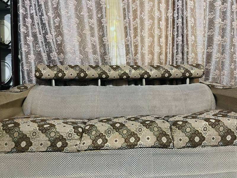 5 Seater Sofa 3