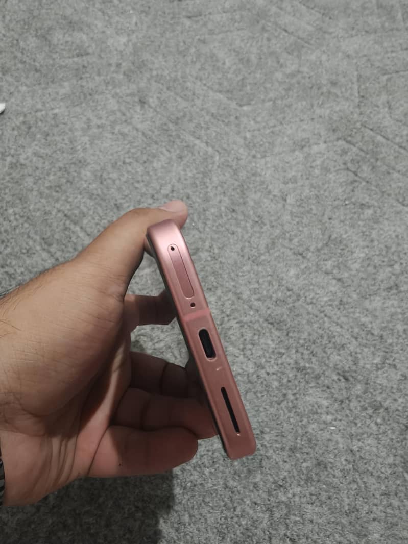 Google Pixel 9 2