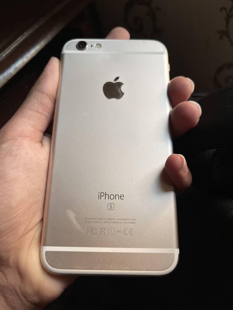 Apple iPhone 6S 2