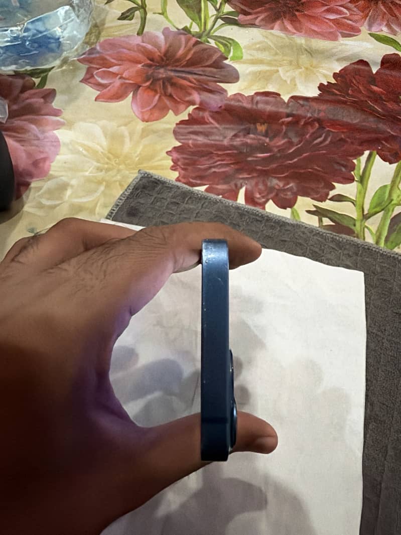 Iphone 13 mini 6