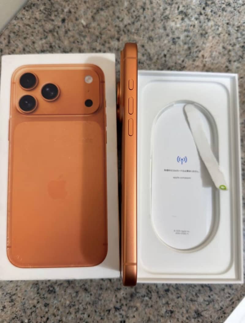 Apple iPhone 17 Pro Max 2