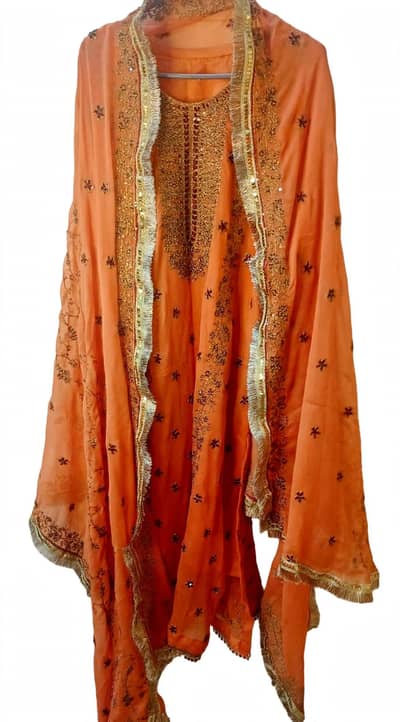 Orange rust 3pc formal -small size chest 18.5 -only 3800 -10/10