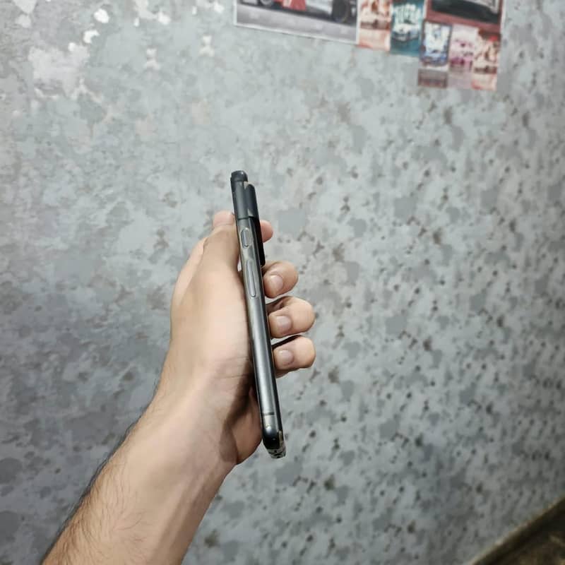 Google Pixel 8 2