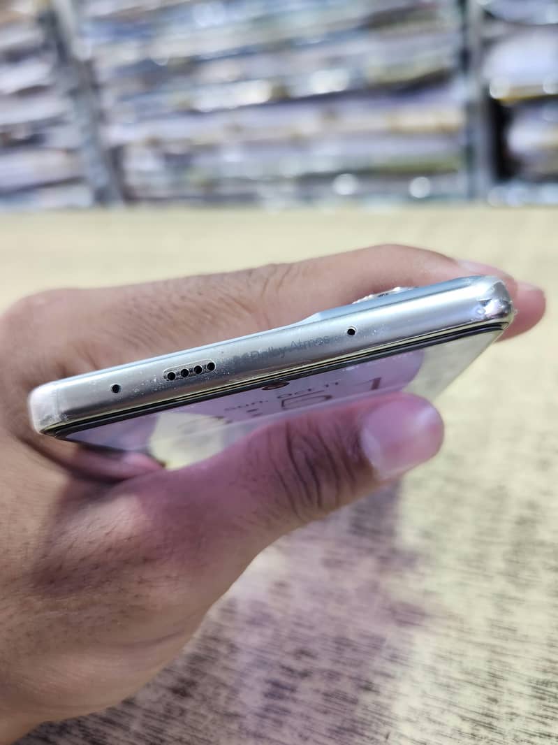 Tecno CAMON 40 2
