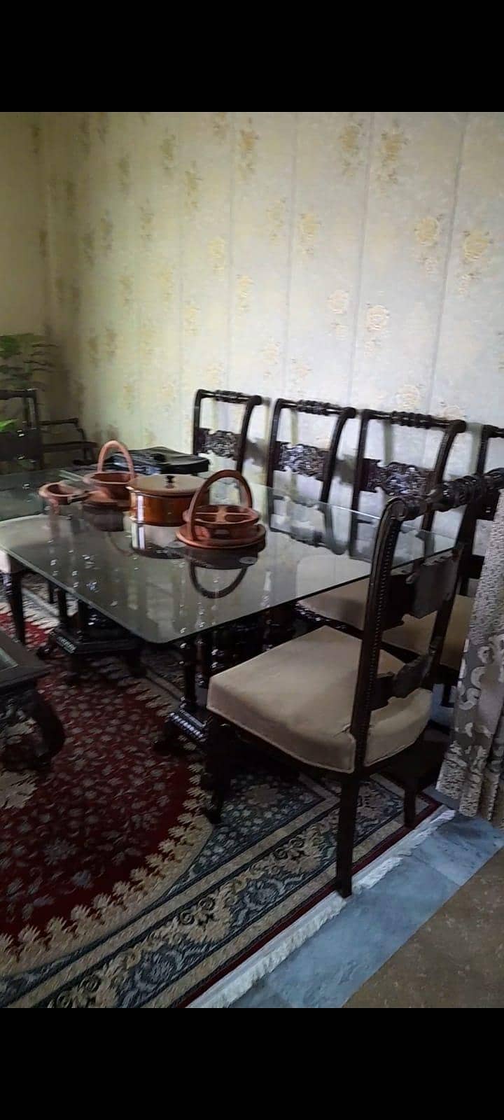 dining table with chairs 1
