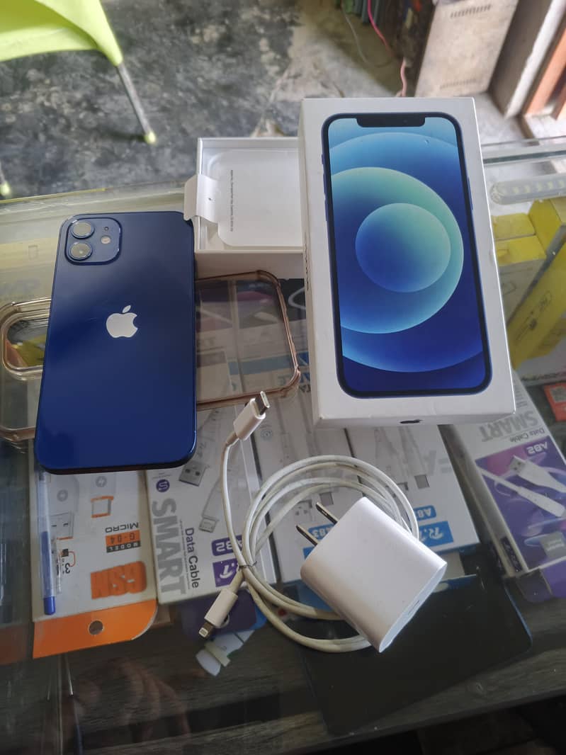 Apple iPhone 12 2