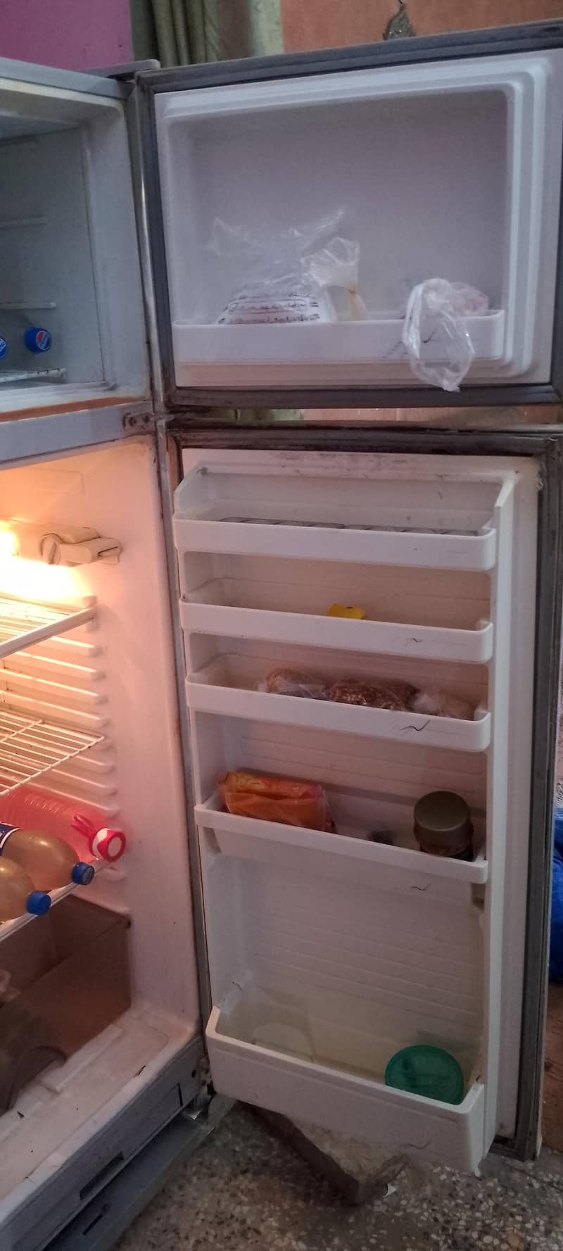 Refrigerator 4