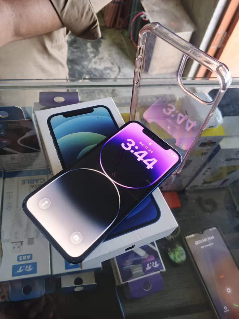 Apple iPhone 12 9