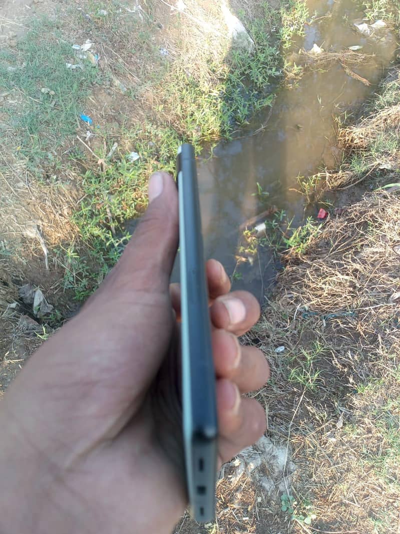 Google Pixel 6a 3