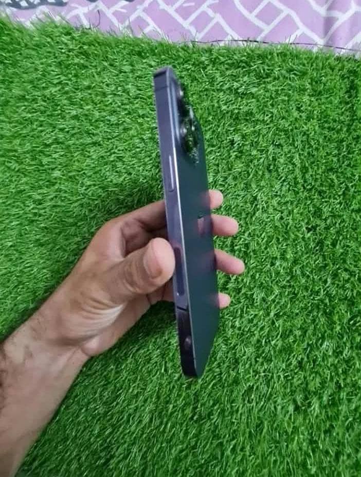 Apple iPhone 14 Pro 3