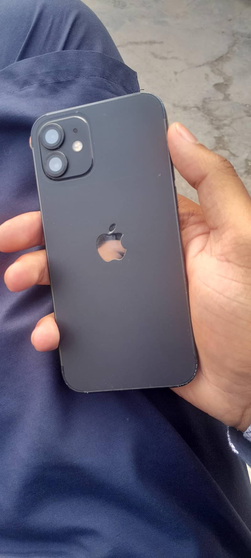 Apple iPhone 12 0