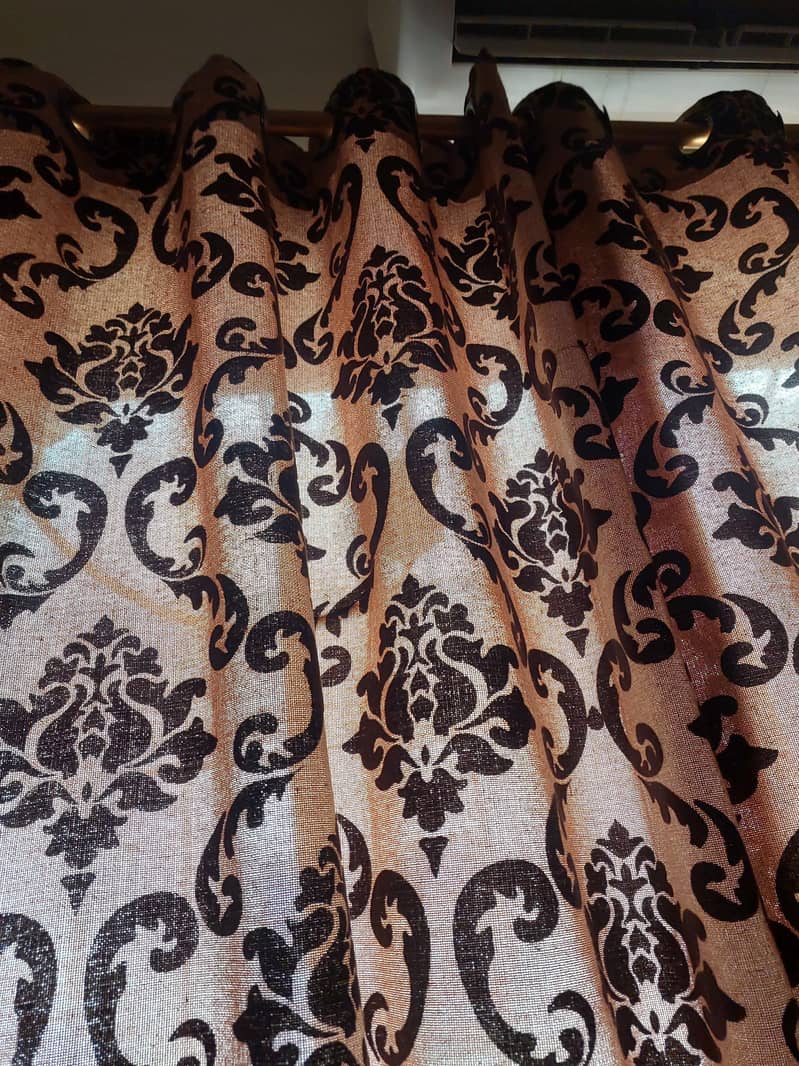 curtains 0