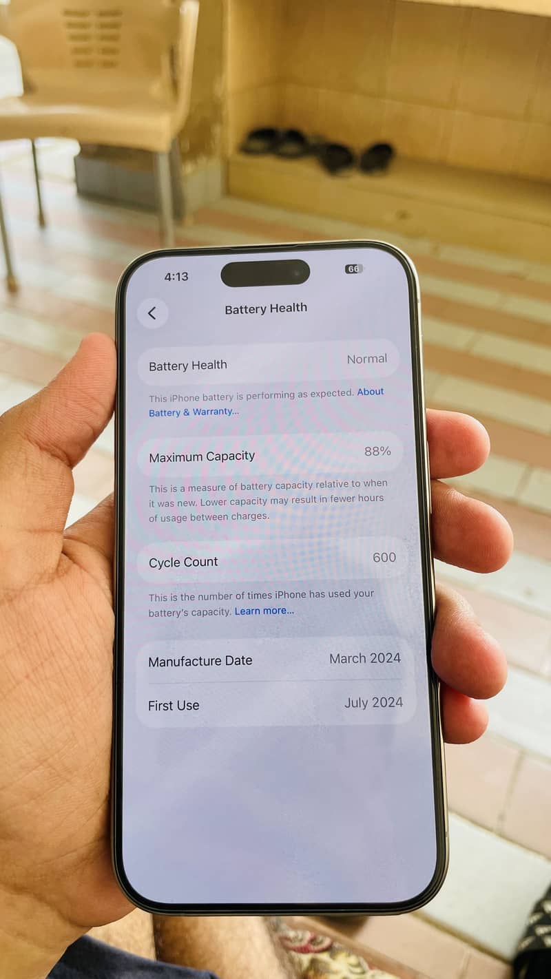 Apple iPhone 15 Pro 0