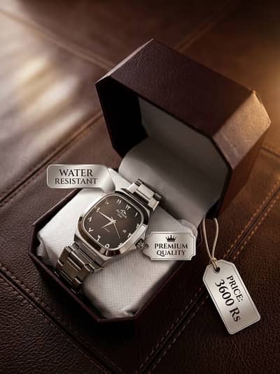 Luxurious watch