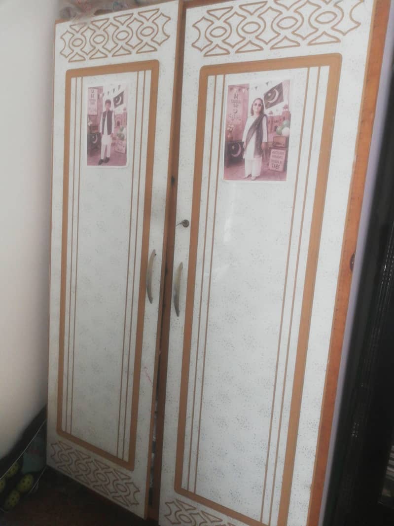 wardrobe 1