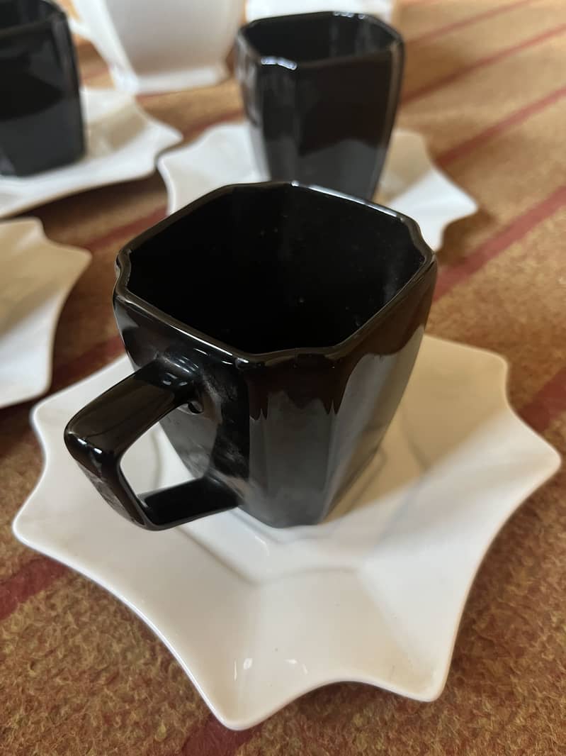Cheeni Tea set 4