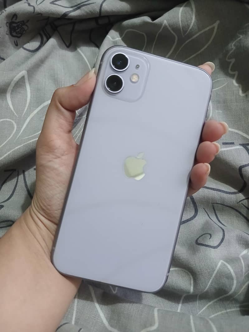 Apple iPhone 11 0