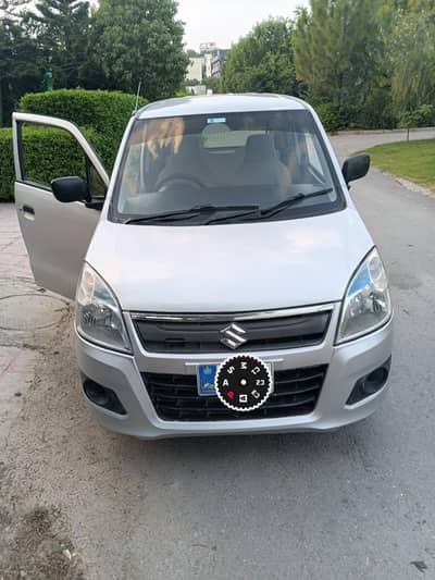 suzuki wagon R 2015 in mint conditin