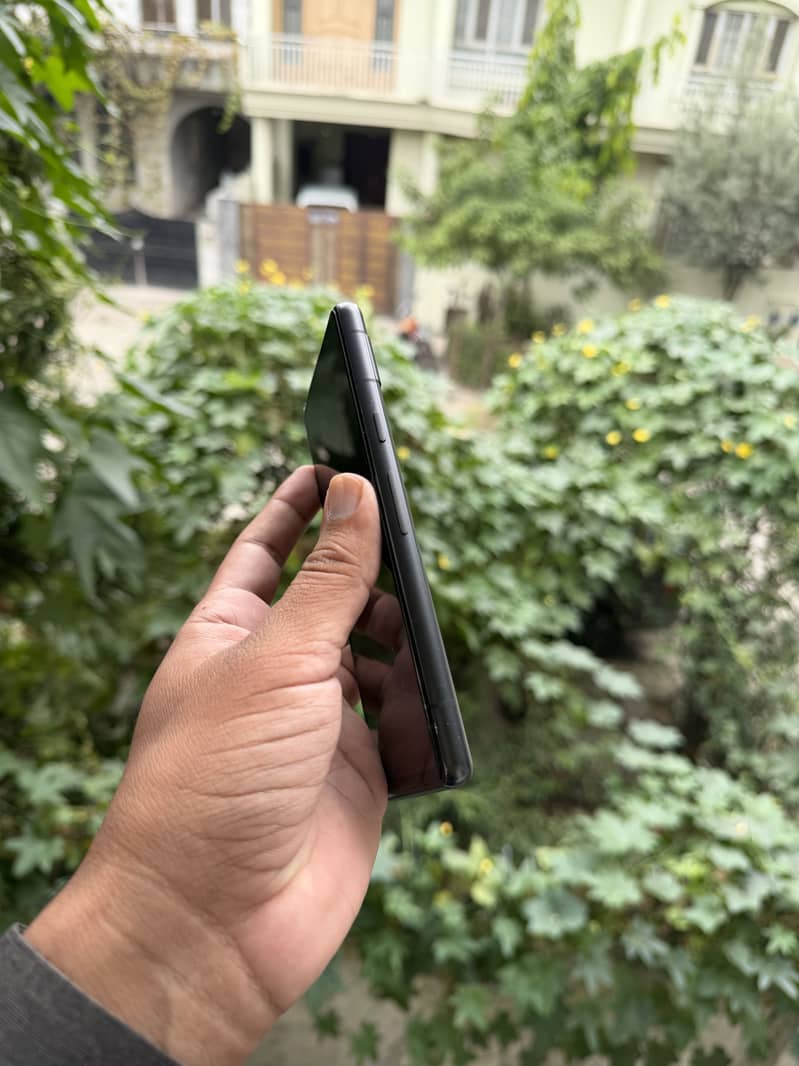 Google Pixel 7a 2