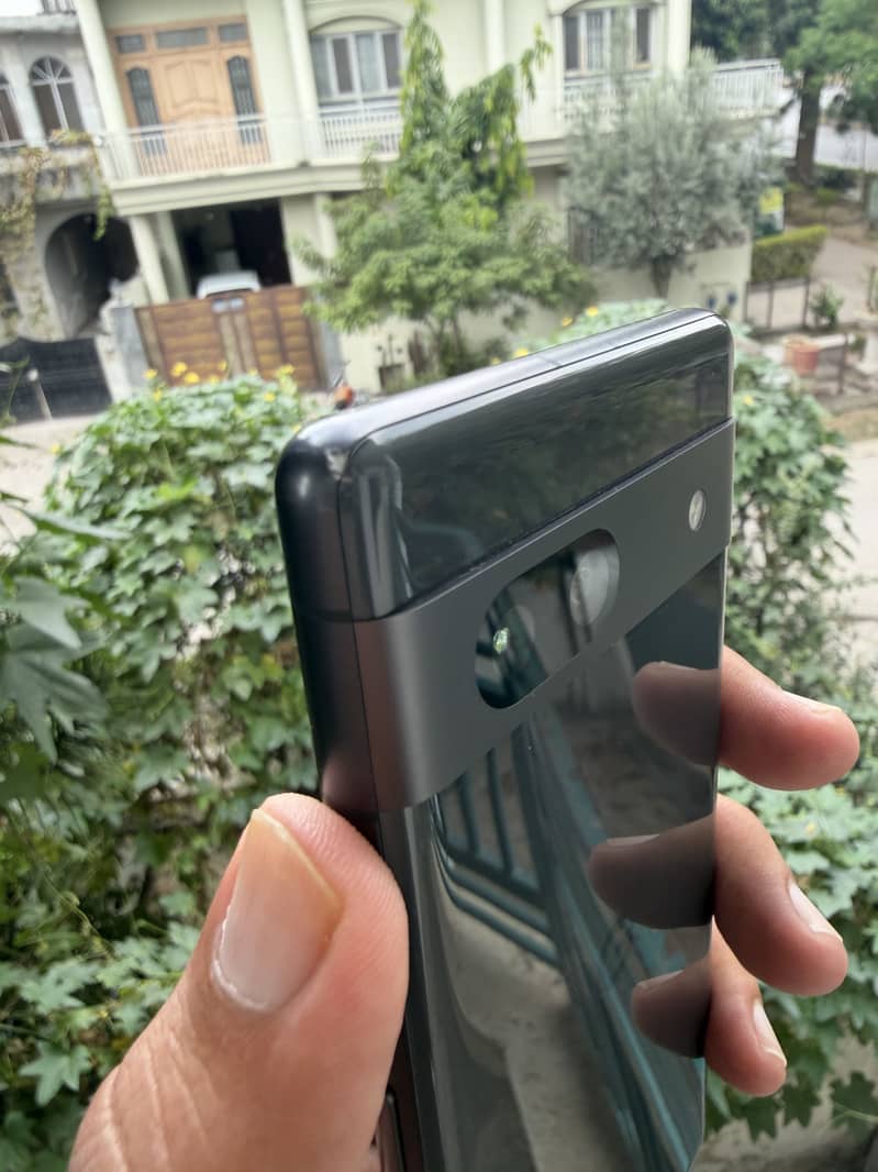 Google Pixel 7a 4