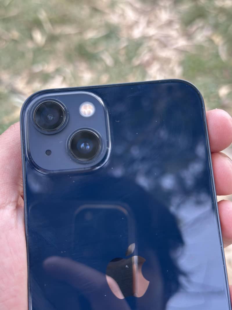 Apple iPhone 13 1