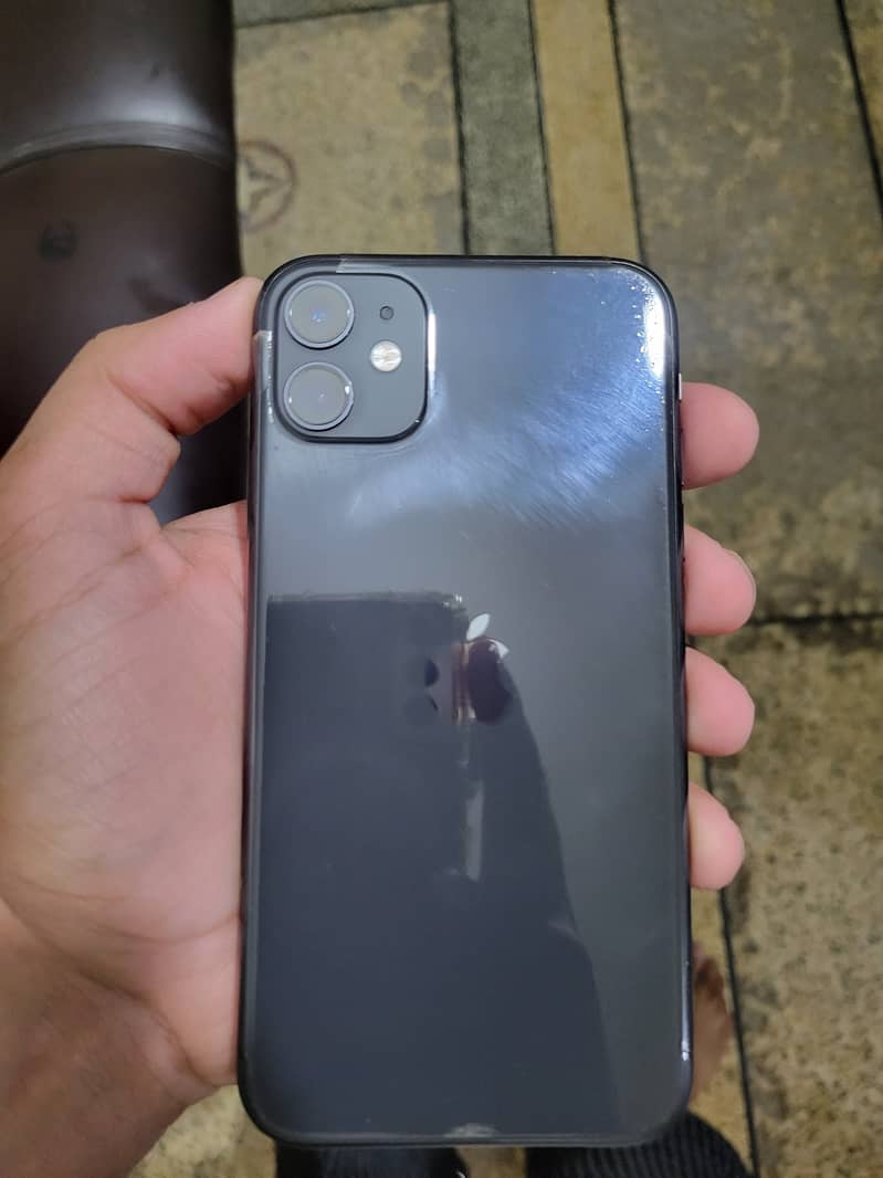 Apple iPhone 11 3