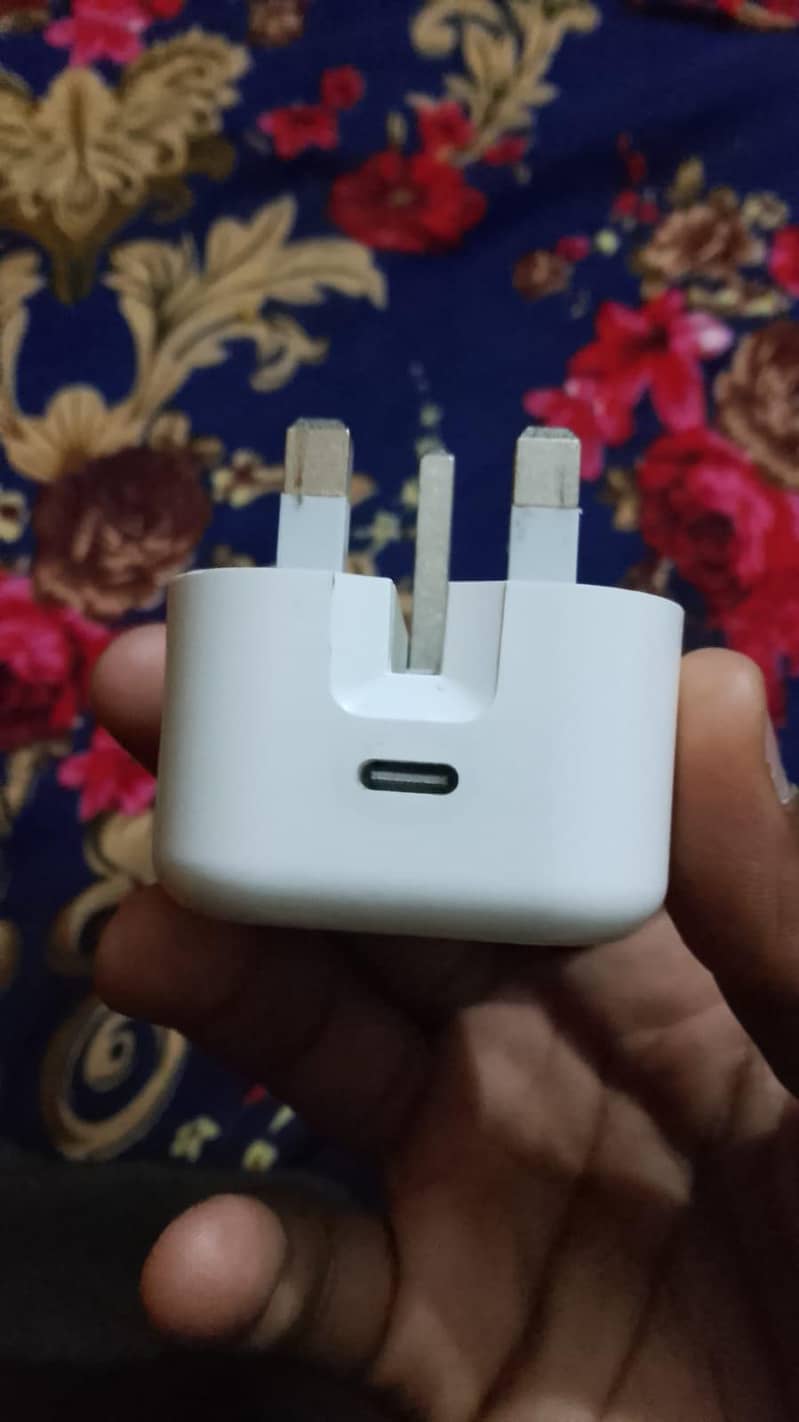 iphone adapter 1