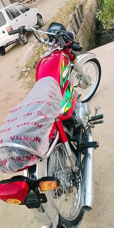 Honda CD 70 for sale 03258872259 WhatsApp call me