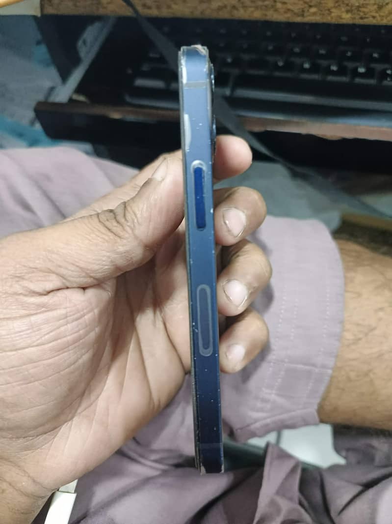 Apple iPhone 12 mini 12