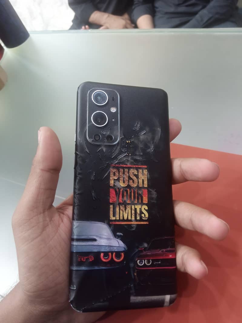 One Plus 9 Pro 4