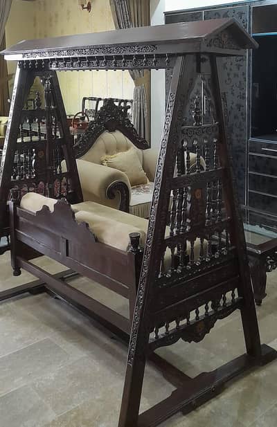 wooden jhula (chinioti)