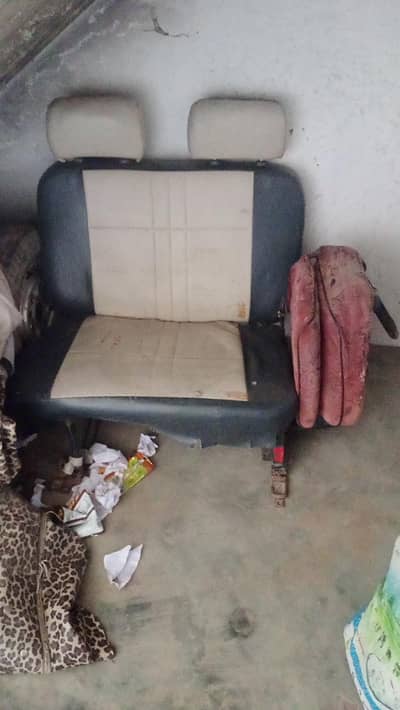 Sofa seat Karwan Changan/Faw/Prince/Powe 03465830553(Price 9500)
