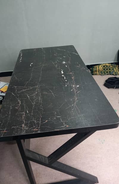 study and PC use table