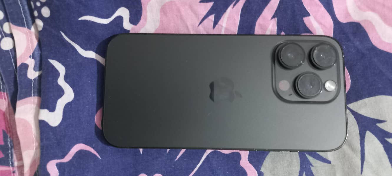 Apple iPhone 14 Pro 0