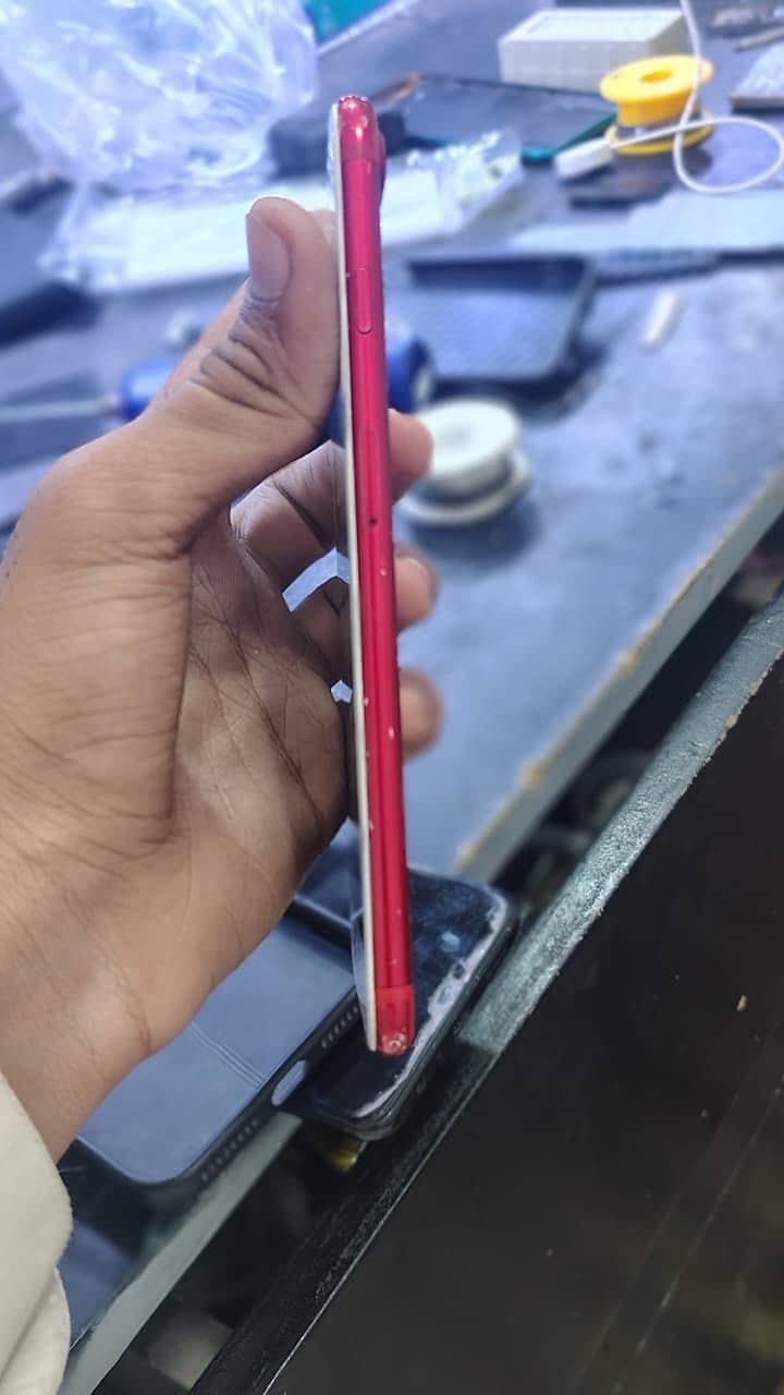 Apple iPhone 7 Plus 2